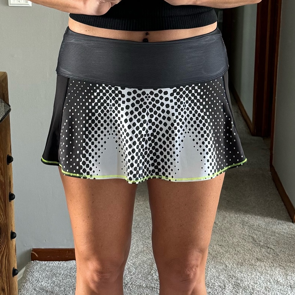 LUCKY IN LOVE GOLF/TENNIS SKORT